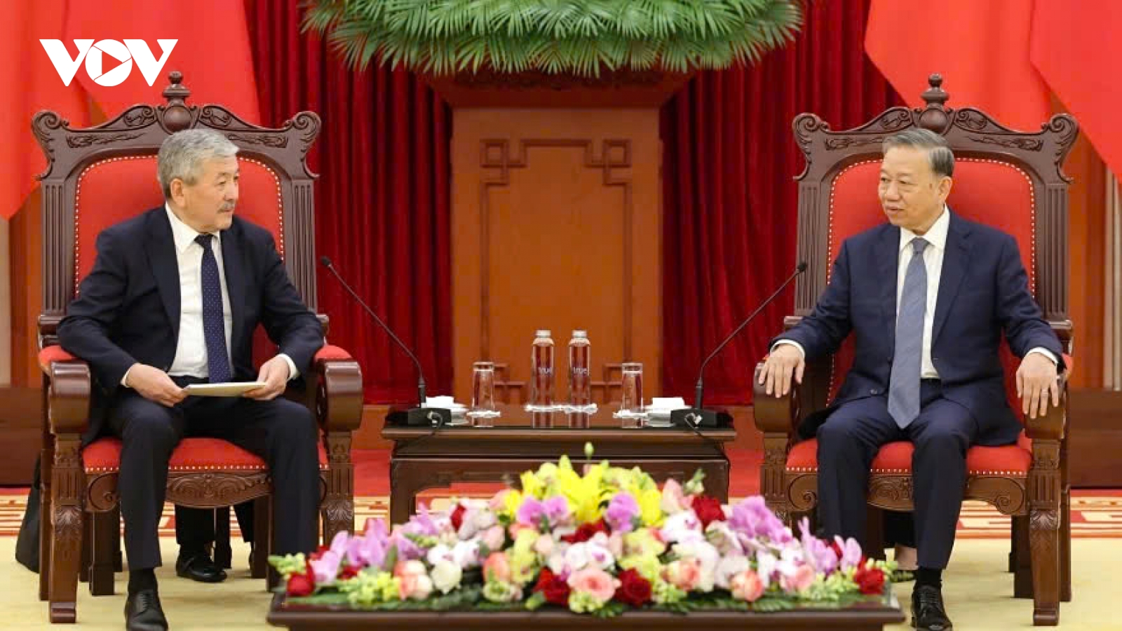 Senior leaders pledge to foster Vietnam – Kyrgyzstan relations